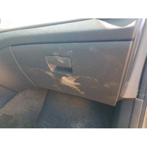 Guantera para Mercedes-Benz Clase Cla (W117)