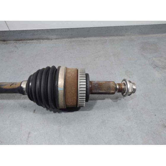 Transmision Delantera Izquierda para Kia Sportage
