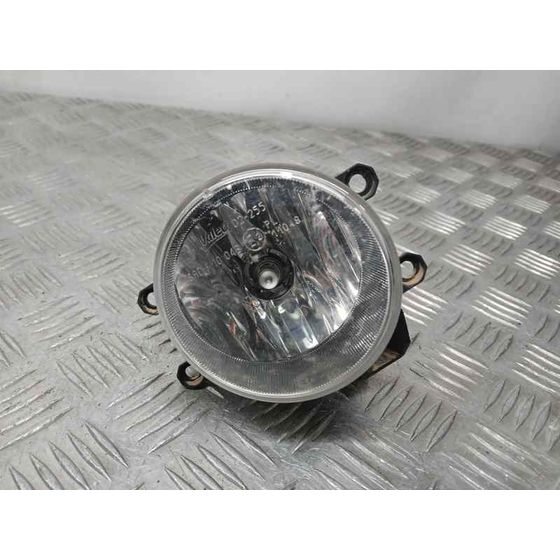 Faro Antiniebla Derecho para Toyota Yaris