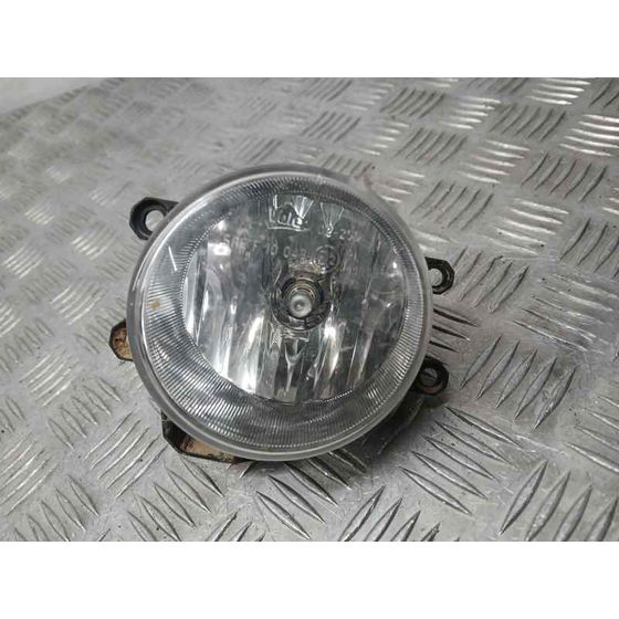 Faro Antiniebla Izquierdo para Toyota Yaris