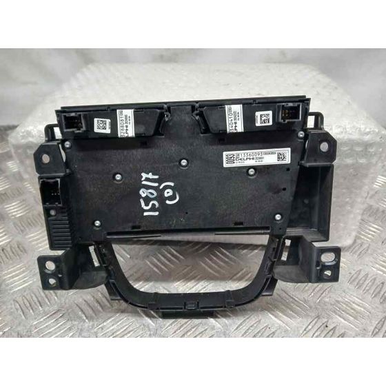 Mando Radio para Opel Astra J Gtc