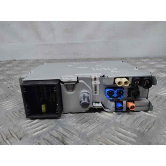 Sistema Audio / Radio para Peugeot 208 (P2)
