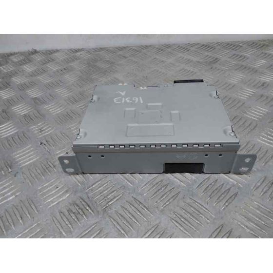 Sistema Audio / Radio para Peugeot 208 (P2)