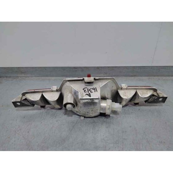 Piloto Trasero Central para Peugeot 208 (P2)