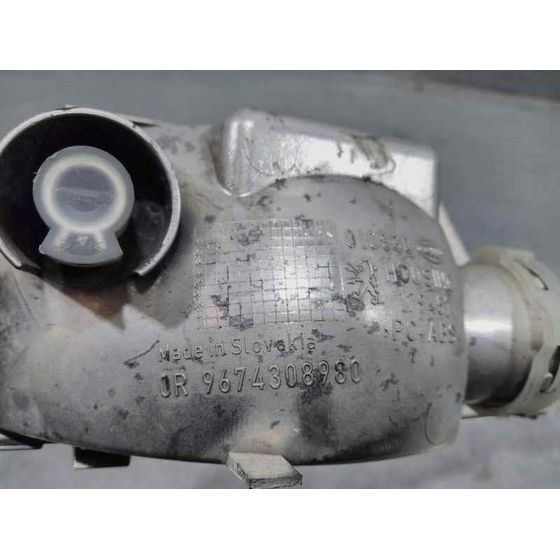 Piloto Trasero Central para Peugeot 208 (P2)