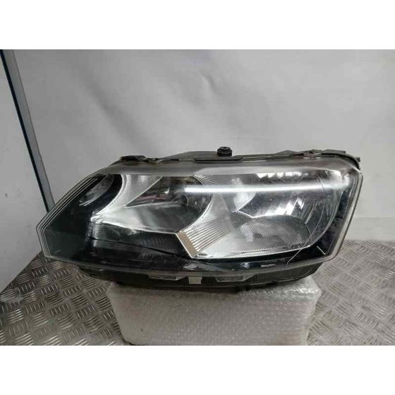 Faro Izquierdo para Skoda Rapid