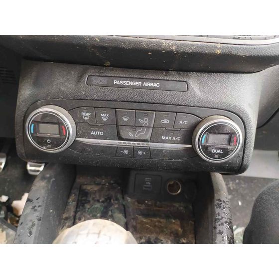 Mando Climatizador para Ford Focus