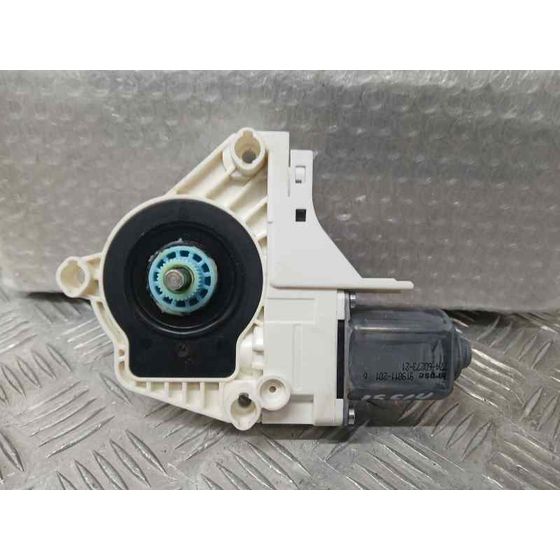Motor Elevalunas Trasero Derecho para Audi A4 Ber. (B8)