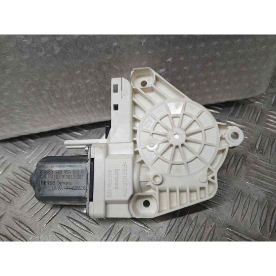Motor Elevalunas Trasero Derecho para Audi A4 Ber. (B8)