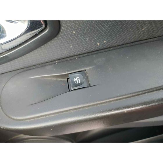 Mando Elevalunas Delantero Derecho para Renault Clio Iv