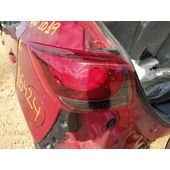Piloto Trasero Izquierdo Exterior para Mazda 2 Lim. ()